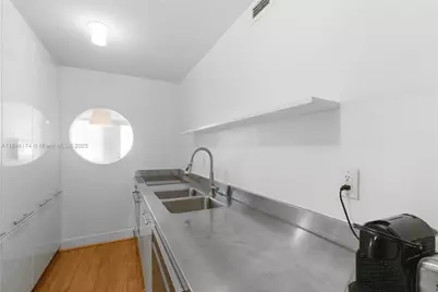 100 Lincoln Rd #923, Miami Beach, FL 33139 - Photo 9