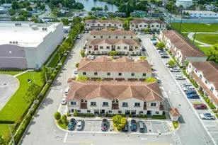 2820 NW 180th St, Miami Gardens, FL 33056 - Photo 45