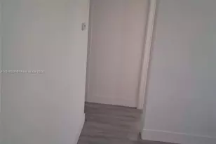 400 NE 161st St, Miami, FL 33162 - Photo 3