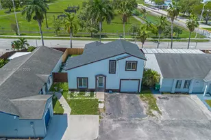 18858 NW 63rd Ct Cir, Hialeah, FL 33015 - Photo 3
