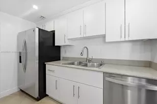 2451 Brickell Ave, Miami, FL 33129 - Photo 11