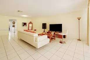 13731 SW 84th St, Miami, FL 33183 - Photo 3