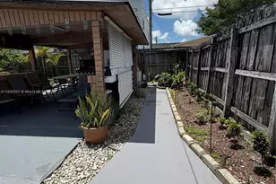 168 NW 39th St, Miami, FL 33127 - Photo 13