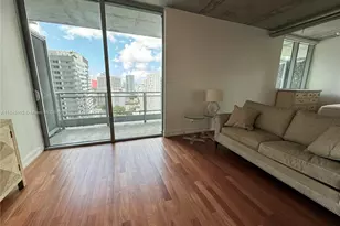 690 SW 1st Ct, Miami, FL 33130 - Photo 15