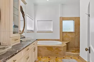 1223 Jackson St, Hollywood, FL 33019 - Photo 23