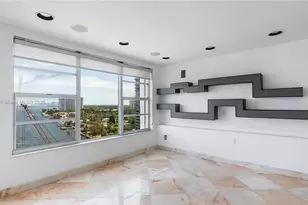11111 Biscayne Blvd, Miami, FL 33181 - Photo 15