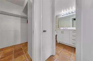 5555 Collins Ave, Miami Beach, FL 33140 - Photo 39