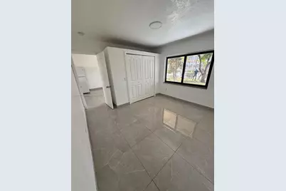 351 E 4th Ave #4, Hialeah, FL 33010 - Photo 15