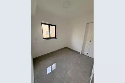 351 E 4th Ave #4, Hialeah, FL 33010 - Photo 5