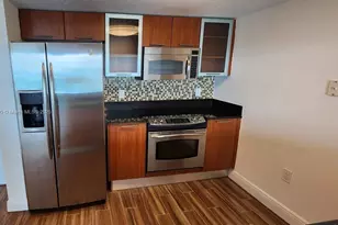 1800 N Bayshore Dr, Miami, FL 33132 - Photo 7