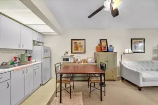 13455 SW 16th Ct, Pembroke Pines, FL 33027 - Photo 9