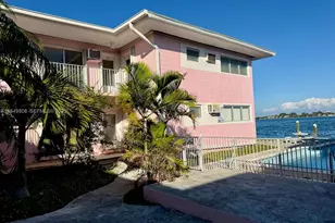 7921 East Dr, North Bay Village, FL 33141 - Photo 29