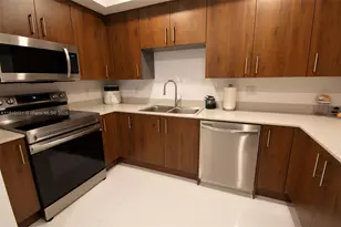 10950 NW 82nd St, Doral, FL 33178 - Photo 11