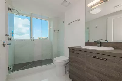 400 Sunny Isles Blvd #1819 ONE LEVEL, Sunny Isles Beach, FL 33160 - Photo 31