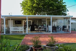 7320 NW 2nd St, Pembroke Pines, FL 33024 - Photo 23