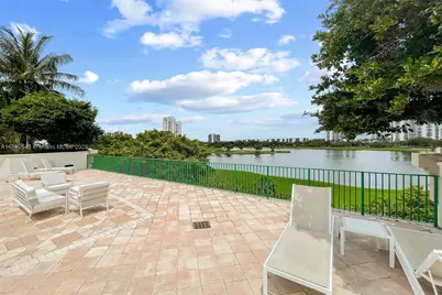 19900 E Country Club Dr #212, Aventura, FL 33180 - Photo 27