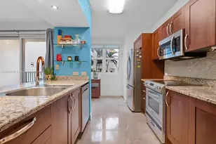 19900 E Country Club Dr, Aventura, FL 33180 - Photo 7