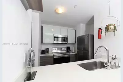 481 NE 29th St #705, Miami, FL 33137 - Photo 7