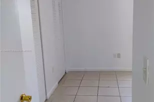 6045 NW 186th St, Hialeah, FL 33015 - Photo 21