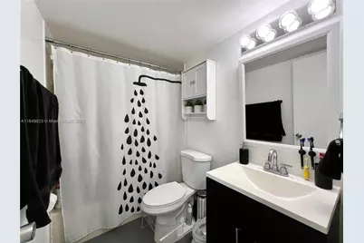 9120 Fontainebleau Blvd #404, Miami, FL 33172 - Photo 9