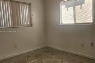 10 NW 48th Pl, Miami, FL 33126 - Photo 7