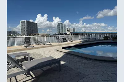 2016 Bay Dr #202, Miami Beach, FL 33141 - Photo 29