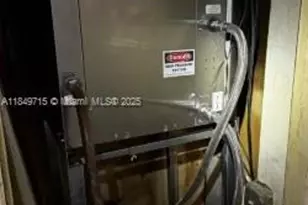 2016 Bay Dr, Miami Beach, FL 33141 - Photo 7