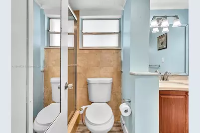 3600 NE 170th St #102, North Miami Beach, FL 33160 - Photo 37