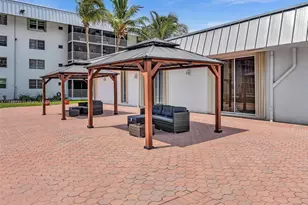 3600 NE 170th St, North Miami Beach, FL 33160 - Photo 49