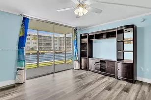 3600 NE 170th St, North Miami Beach, FL 33160 - Photo 25