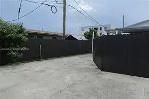 2223 NW 32nd St, Miami, FL 33142 - Photo 5