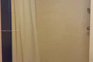 710 S Washington Ave, Miami Beach, FL 33139 - Photo 9