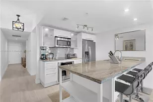 185 SW 7th St, Miami, FL 33130 - Photo 5