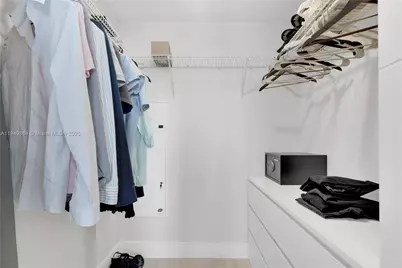 185 SW 7th St #1901, Miami, FL 33130 - Photo 19