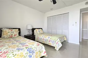 3731 N Country Club Dr, Aventura, FL 33180 - Photo 21