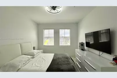181 SW 170th Ave, Pembroke Pines, FL 33027 - Photo 27