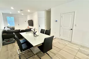 181 SW 170th Ave, Pembroke Pines, FL 33027 - Photo 5