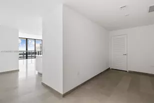 88 SW 7th St, Miami, FL 33130 - Photo 11