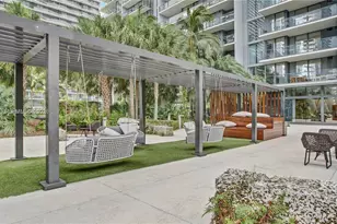 88 SW 7th St, Miami, FL 33130 - Photo 29
