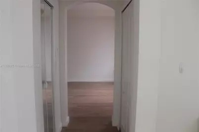 11375 NW 77th Ln, Doral, FL 33178 - Photo 15