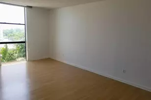 13499 Biscayne Blvd, North Miami, FL 33181 - Photo 5