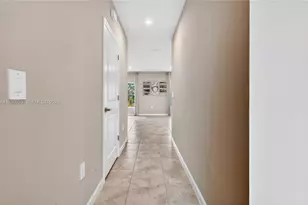 1121 E 172nd Ct, Bradenton, FL 34212 - Photo 11
