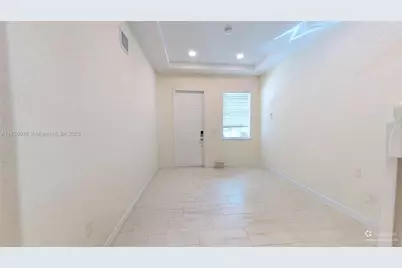 1420 SE 26th Ave, Homestead, FL 33035 - Photo 5