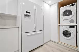 1121 Crandon Blvd, Key Biscayne, FL 33149 - Photo 13