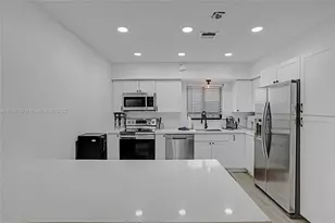 278 NE 116th St, Miami, FL 33161 - Photo 5