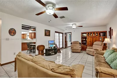 9461 SW 134th St, Miami, FL 33176 - Photo 9