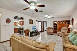 9461 SW 134th St, Miami, FL 33176 - Photo 9