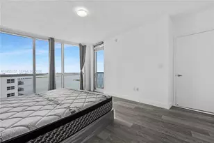 1750 N Bayshore Dr, Miami, FL 33132 - Photo 17