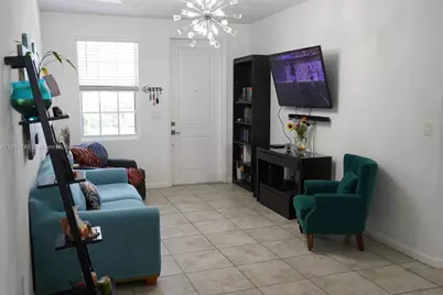 1386 SE 23rd Ter, Homestead, FL 33035 - Photo 3