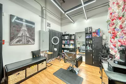 Full Service Salon Suite For Sale in Hialeah Gardens, Hialeah, FL 33016 - Photo 5